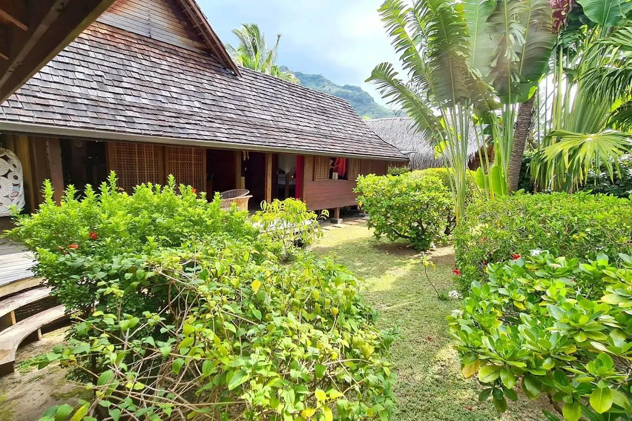 Fare Makana Maharepa  0*, Maharepa (Moorea) French Polynesia